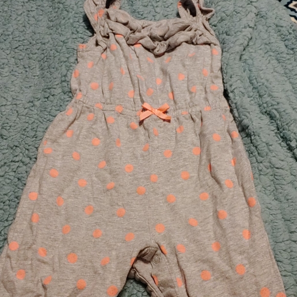 2 pant sets - Picture 2 of 3